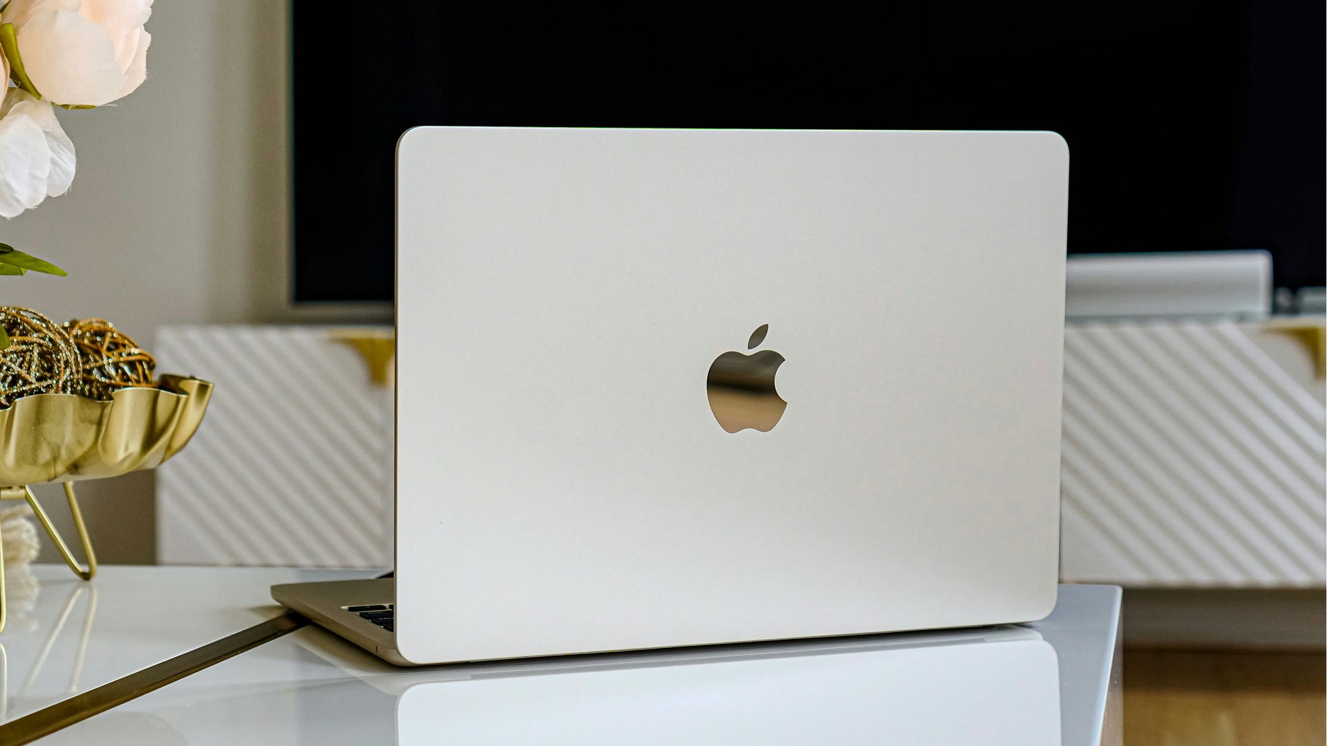 1920 1080 MacBook Air M4
