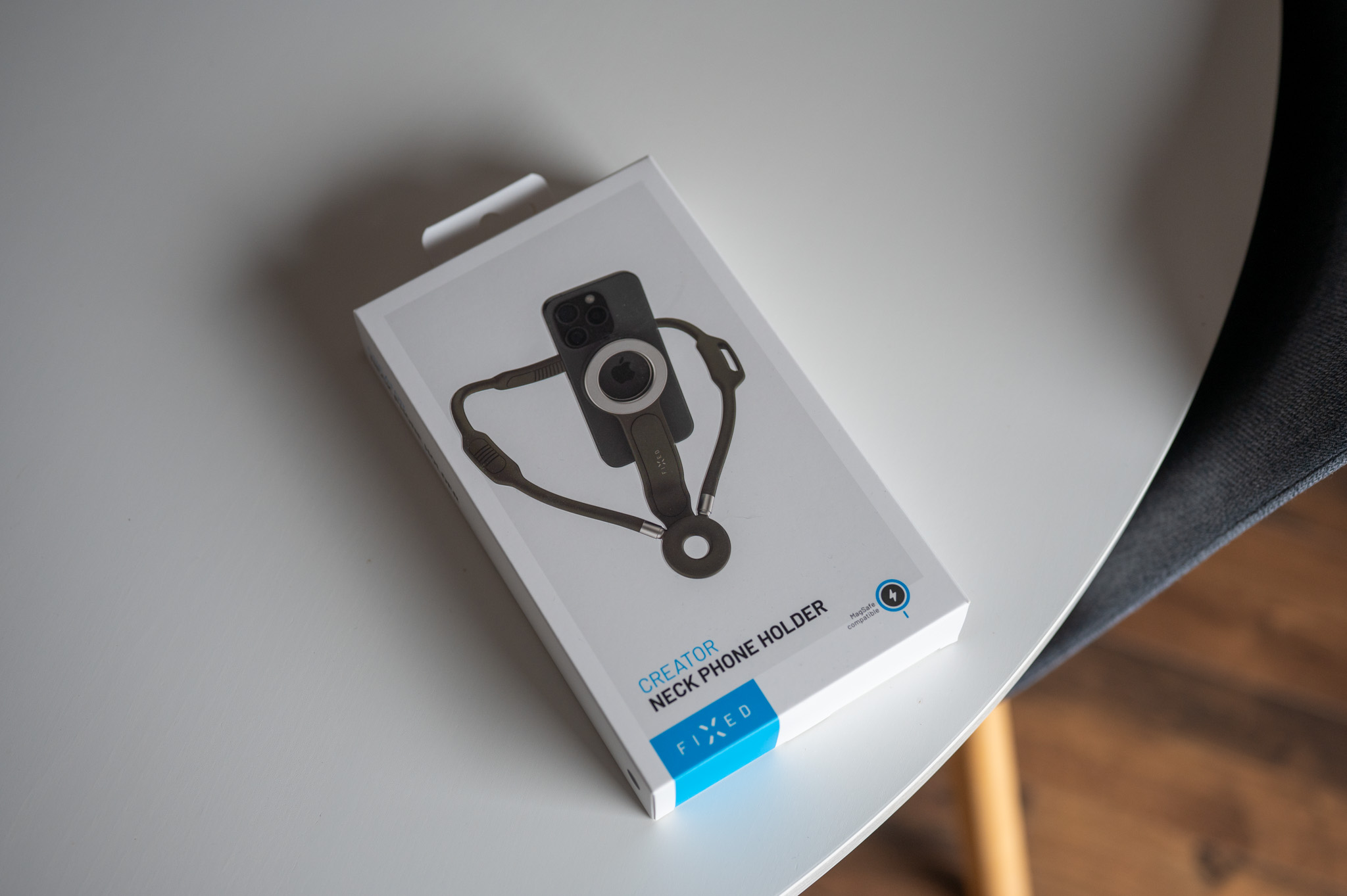 FIXED Creator Neck Phone Holder 1