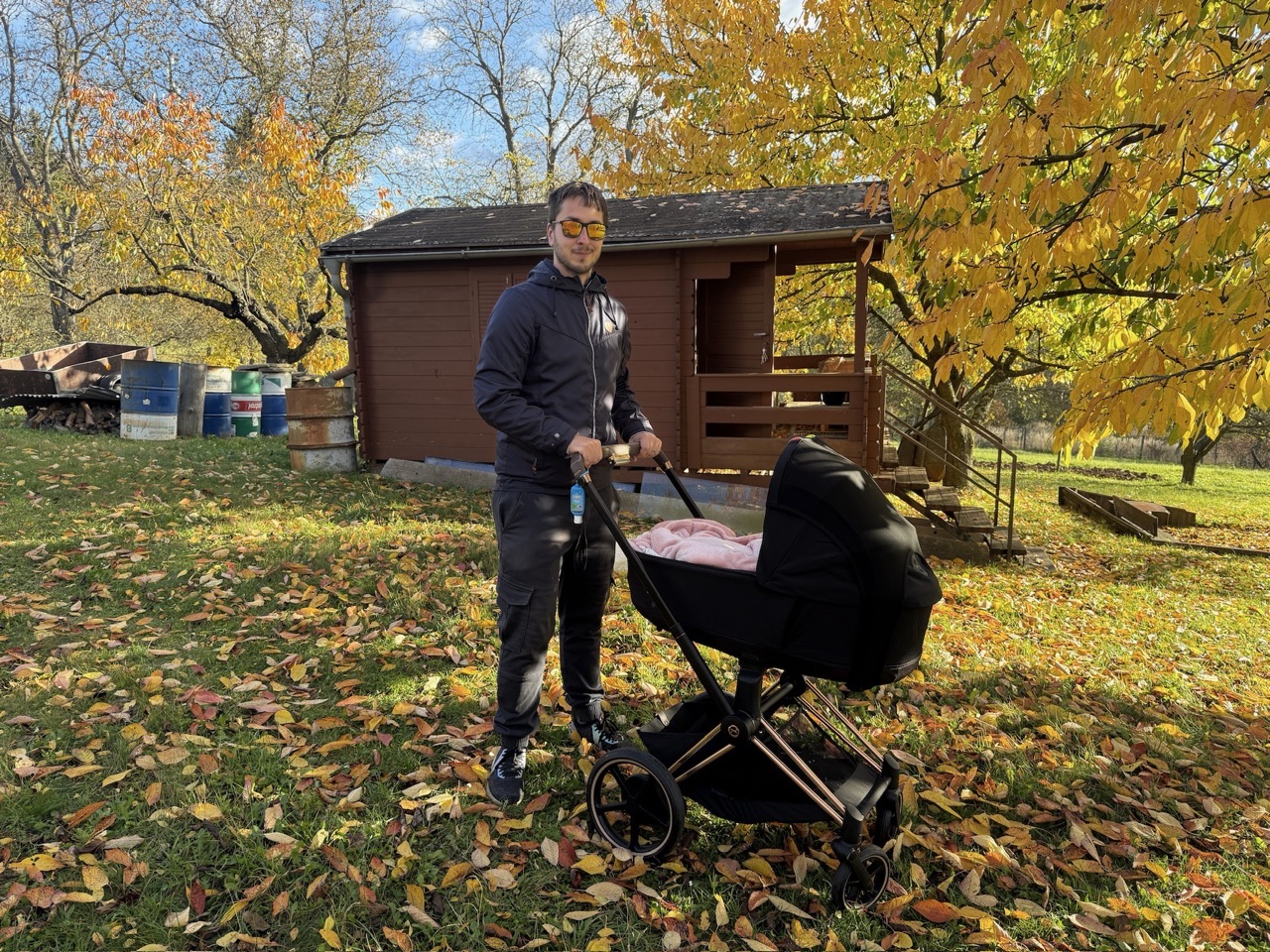 Recenze CYBEX e-Priam po 3 měsících každodenního používání: Geniální kočárek s chytrými funkcemi