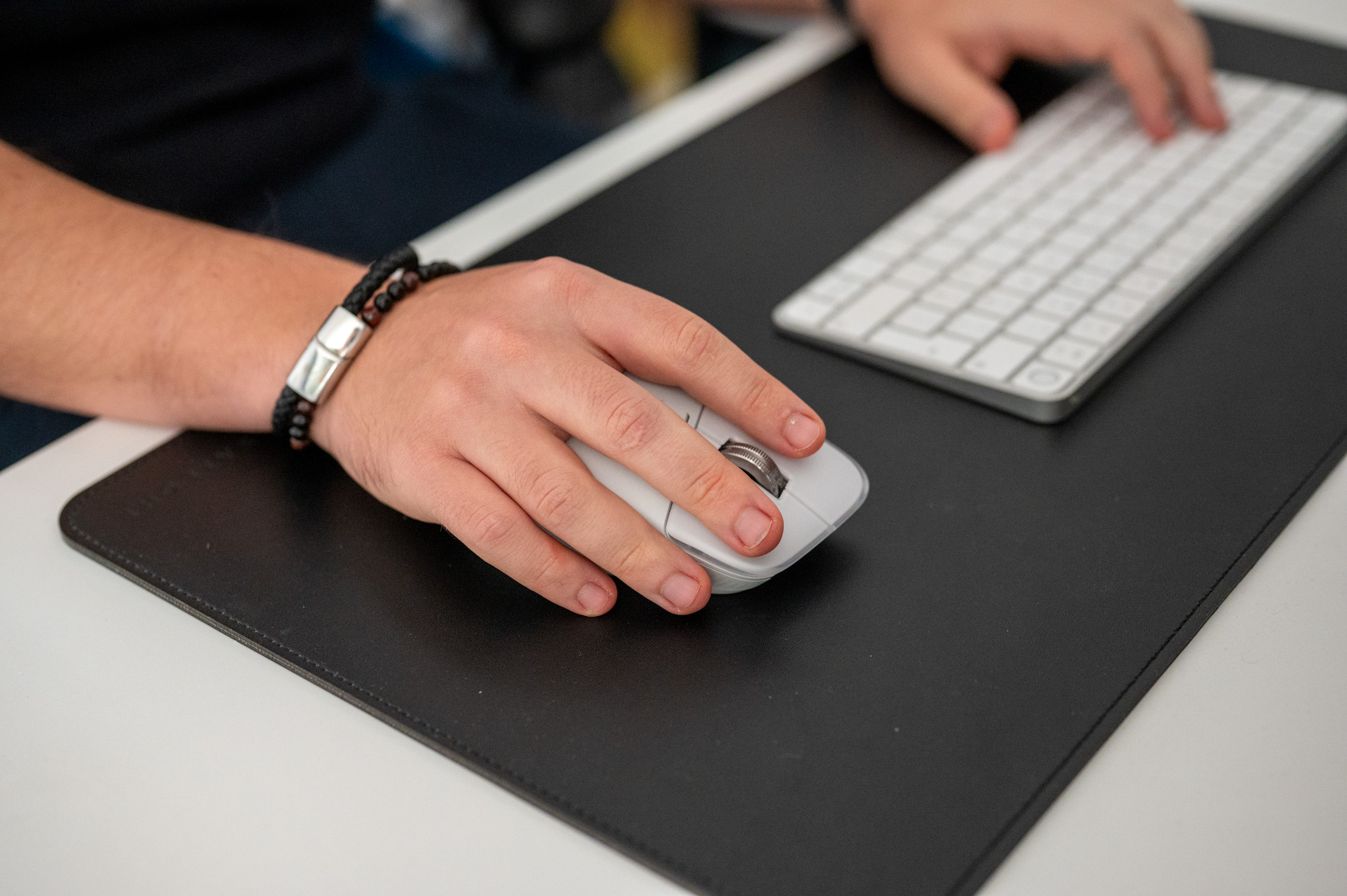 Logitech MX Master 4 LsA 9