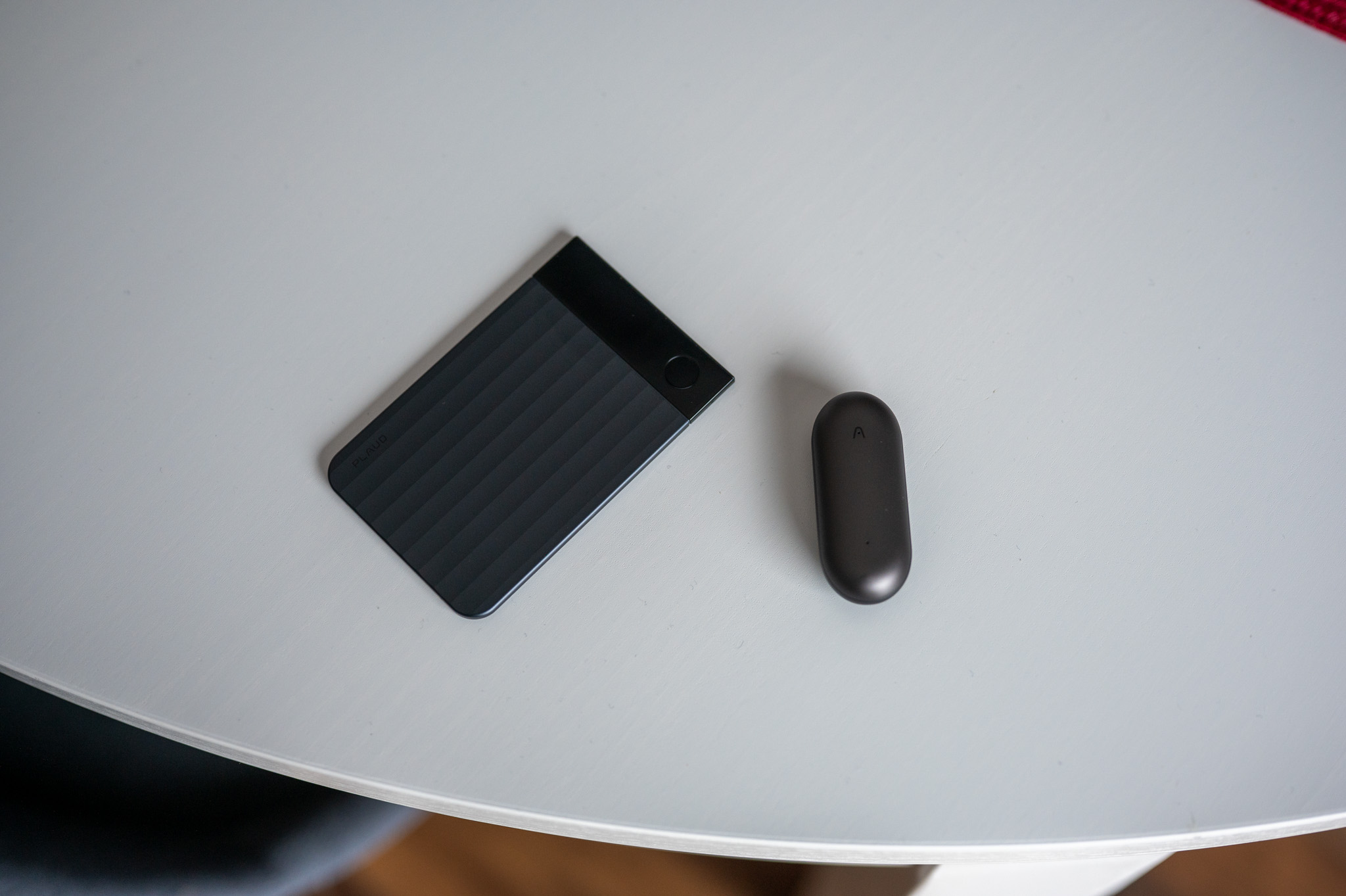 Recenze Plaud AI záznamníků: Když diktafon přestane být pasivní krabičkou a začne skutečně pomáhat