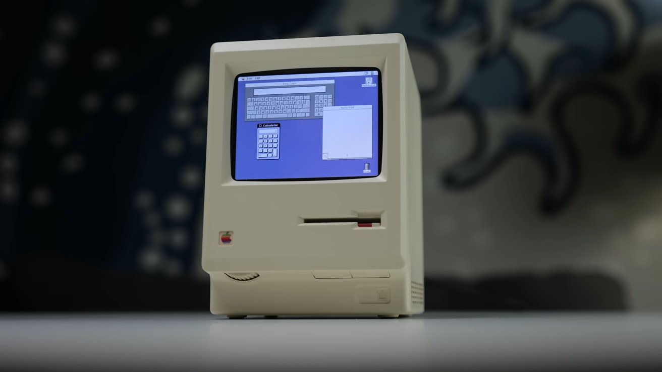Tenhle miniaturní „Macintosh“ je skutečný počítač. Uvnitř se skrývá víc, než byste čekali