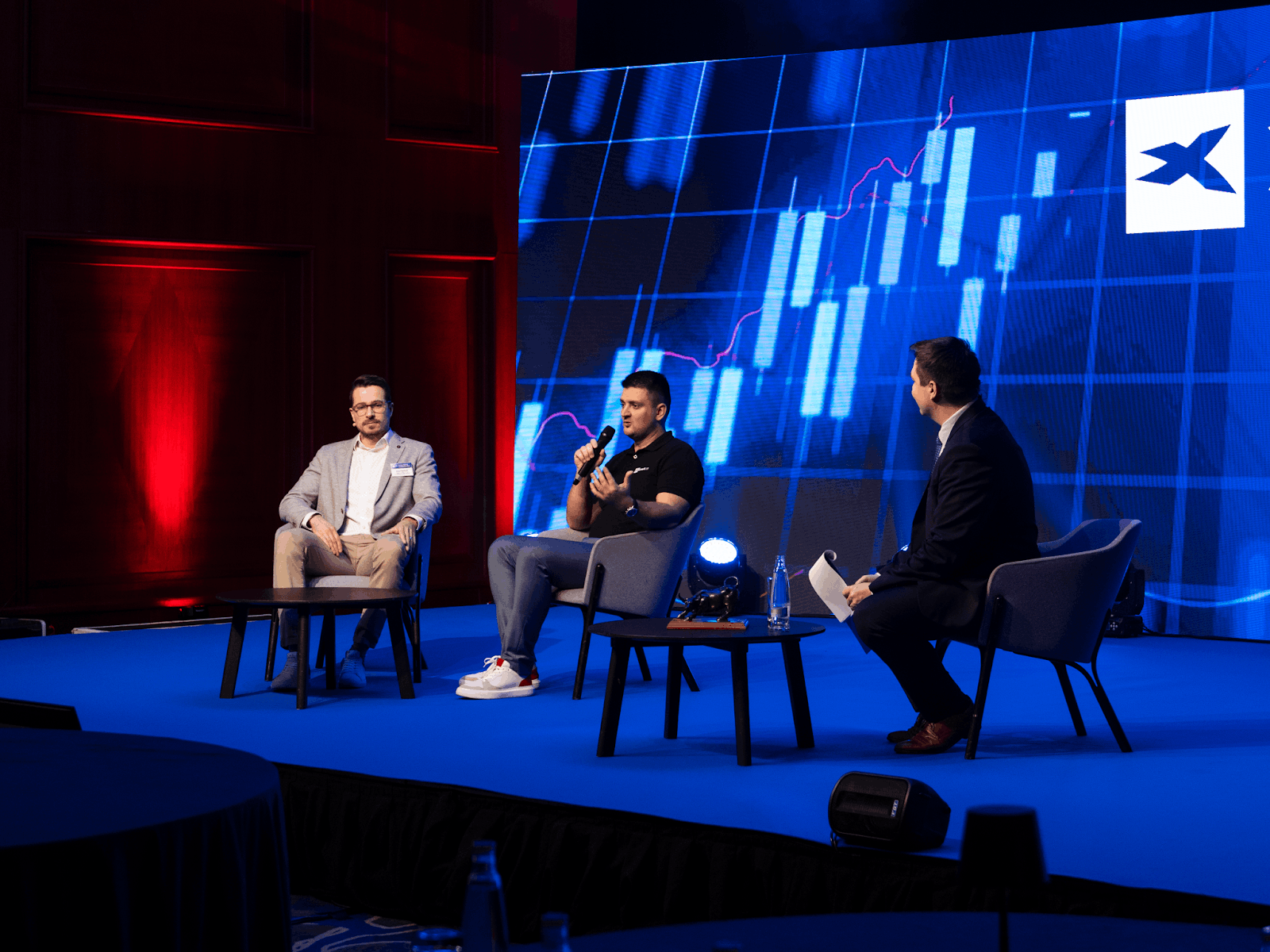 Geopolitika, zlato i kryptoměny: klíčové závěry z Online Trading Konference 2026