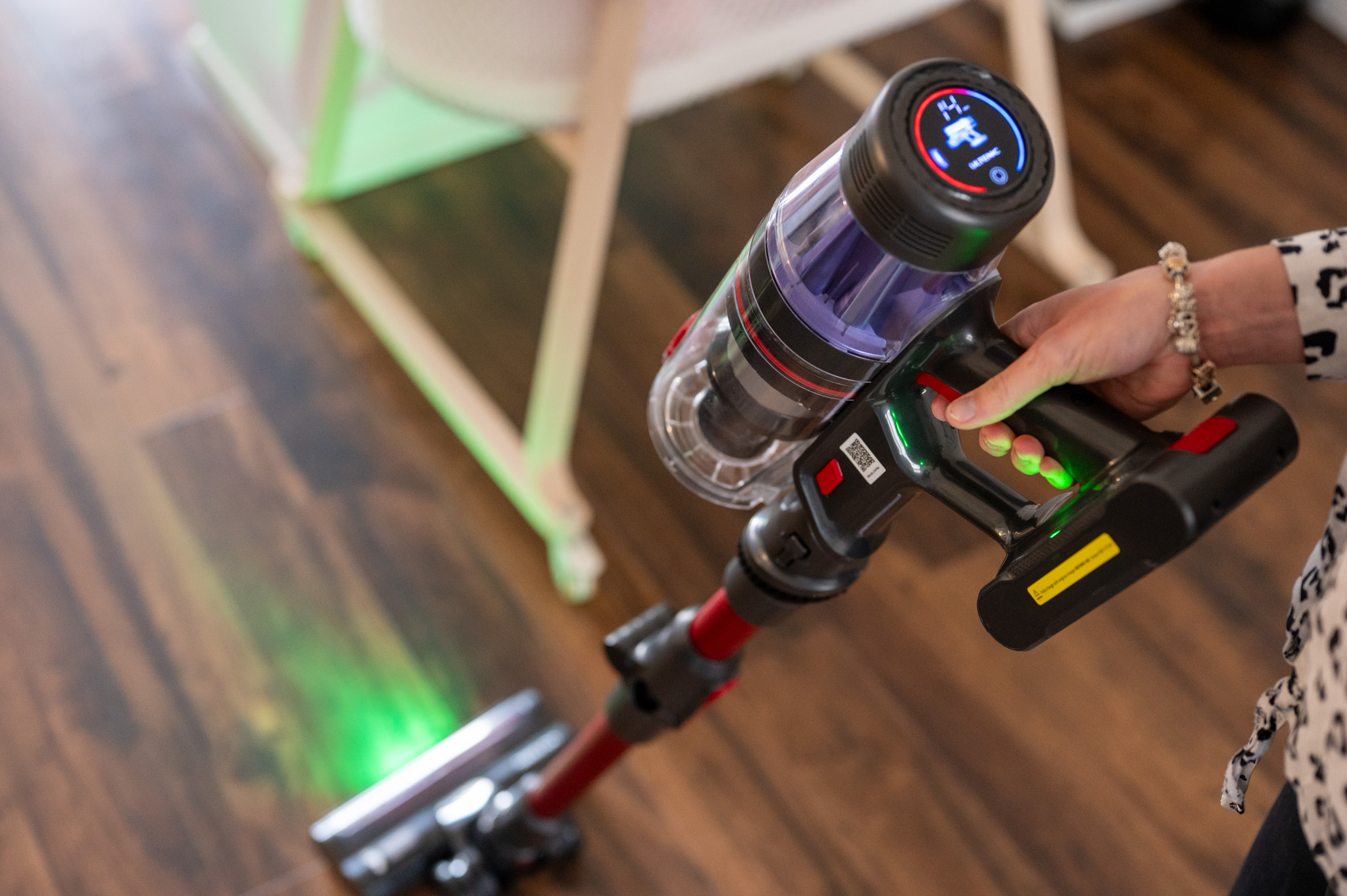 Recenze Ultenic U16 Flex: Dostupný „Dyson“ vysavač, který vás nadchne nejen cenou