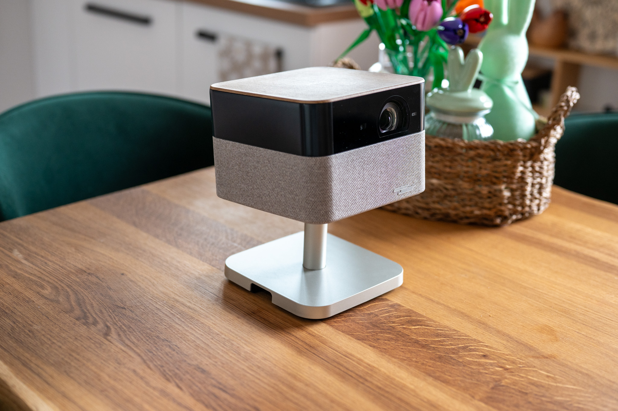 Recenze Epson Lifestudio Flex Plus EF-72: Projektor, který si pustíte k tělu víc, než byste čekali