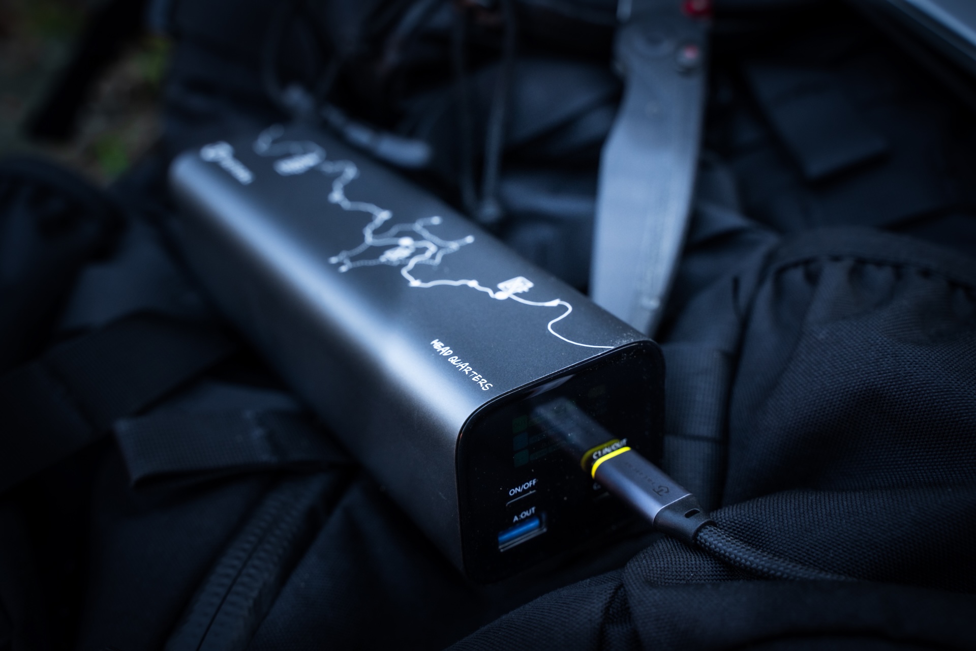 Squad tactical powerbank