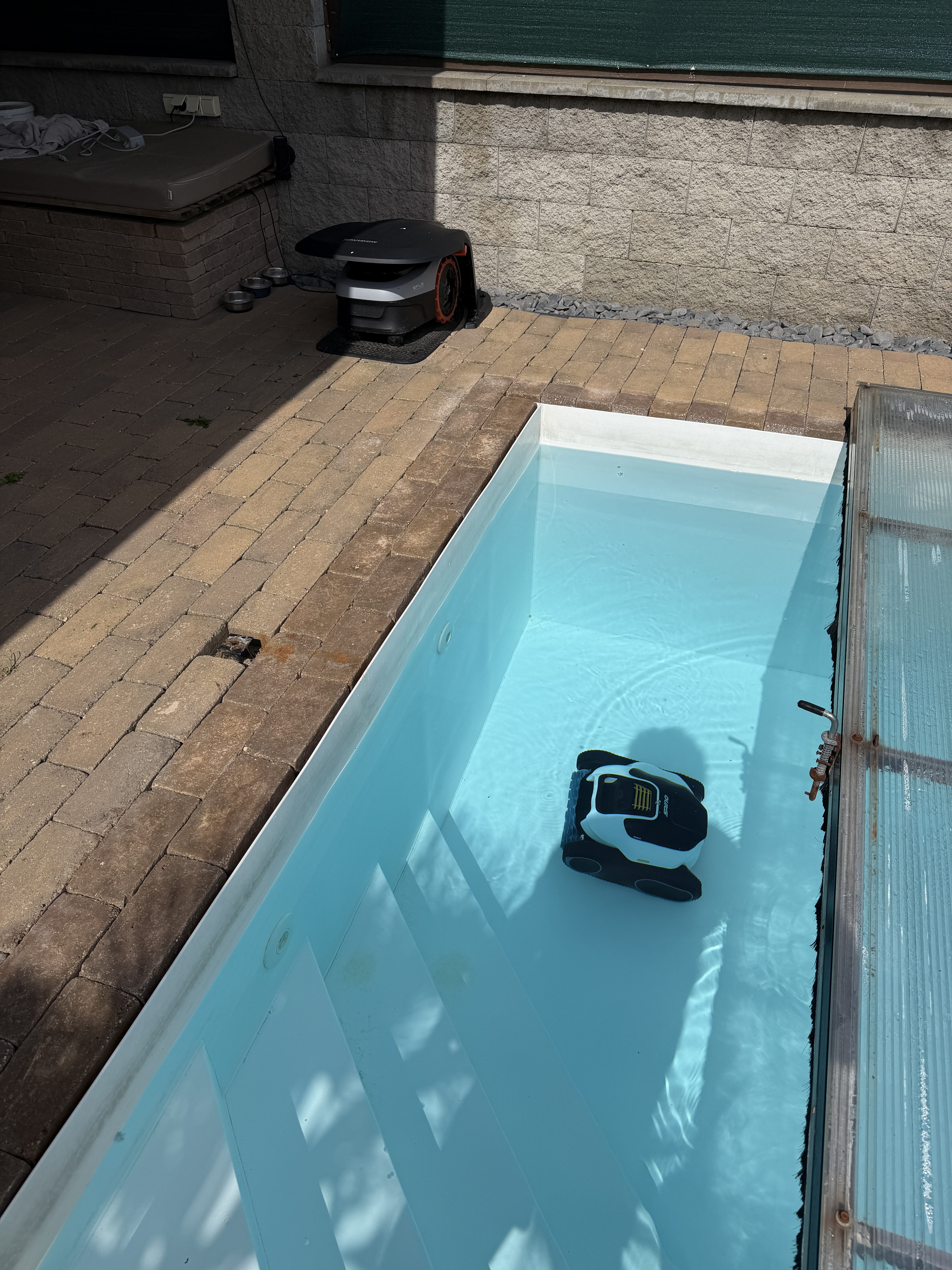 pool cleaner spino E1