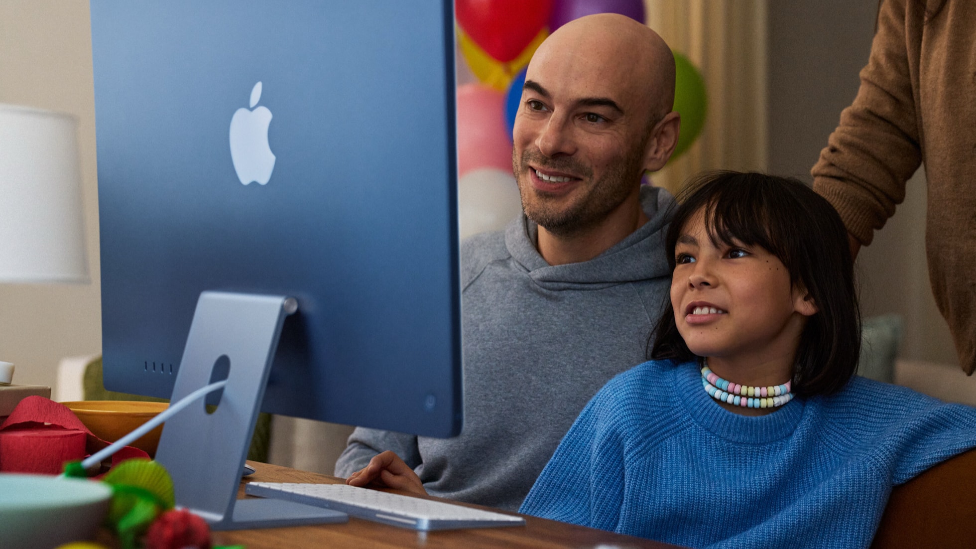 Apple guide for families big.jpg.large 2x