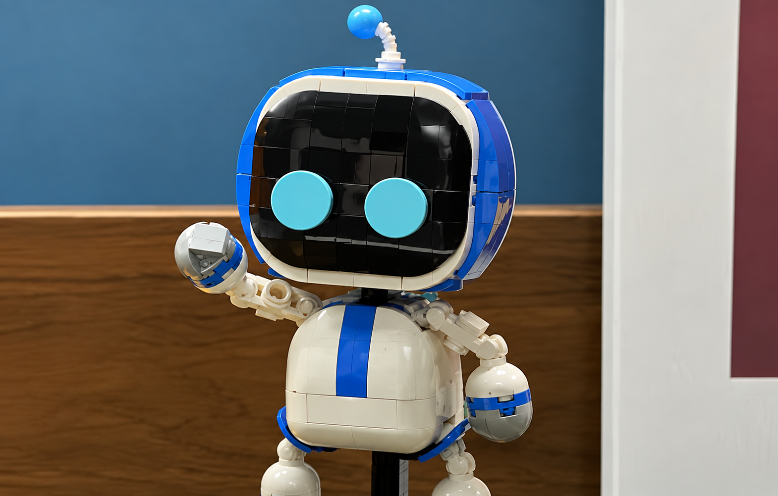 LEGO Astro Bot