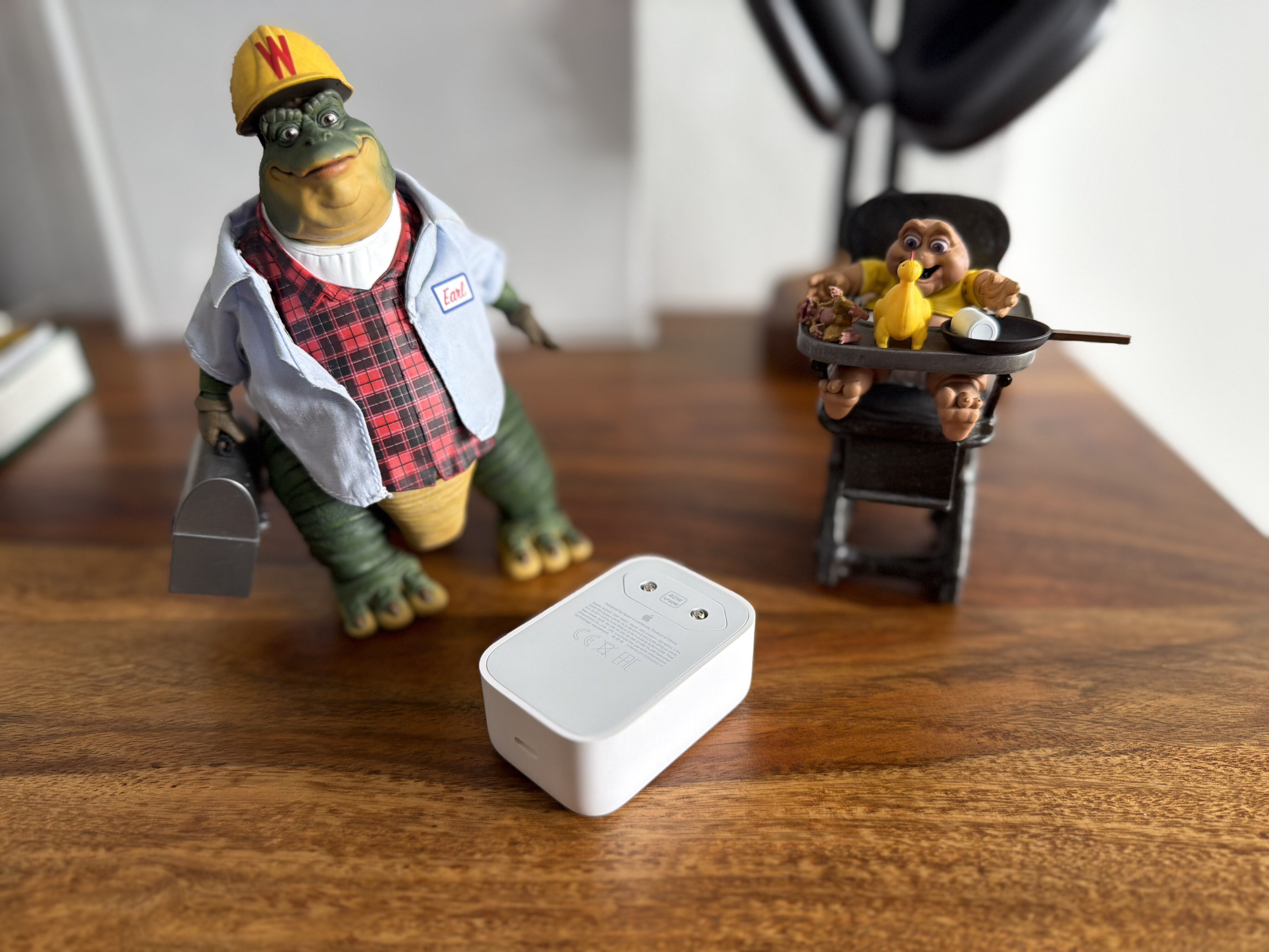 apple charger detail